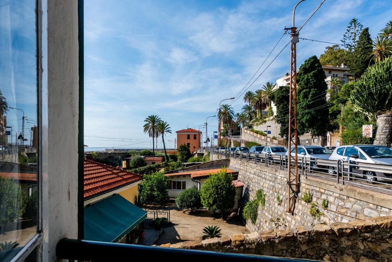 New Fishermans House Seaside, Air Conditioning & Wi-Fi Bordighera Exteriér fotografie